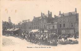 Vierzon    18         Place Du Marché Au Blé      (Voir Scan) - Vierzon