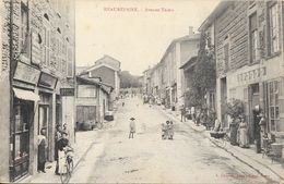 Beaurepaire - Avenue Thiers - Photo L. Charvat - Belle Animation (vélo, Landau) - Carte Dos Simple Non Circulée - Beaurepaire
