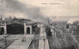 Vierzon      18      Intérieur De La Gare 1      (voir Scan) - Vierzon