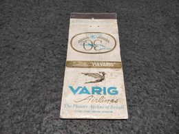 ANTIQUE MATCHBOX MATCHES LABEL ADVERTISING VARIG AIRLINES BRAZIL - Streichholzschachteln