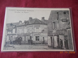 CPA - Carrefour De Beynes - Plaques Municipales Michelin - Beynes