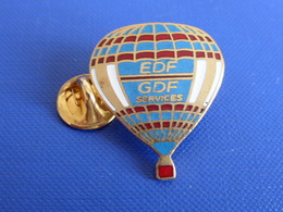 Pin's Montgolfière EDF GDF Services - Electricité Gaz De France (YJ48) - Montgolfières