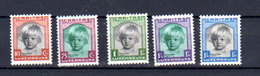 1931   Luxembourg ,Grande-duchesse Charlotte,  Croix-Rouge, Marie-Gabrielle, - 1926-39 Charlotte Right-hand Side