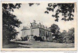 44. La Montagne. Mairie Et Monument Aux Morts - La Montagne