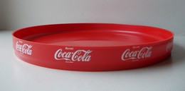 - Plateau. COCA COLA - - Bladen