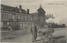 CPA 64 - Chemin De Fer Train Hôtel De Bordeaux Place De La Gare VIERZON 18 - Vierzon
