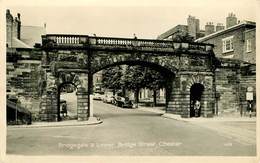 Royaume-Uni - Angleterre - Cheshire - Chester - Bridgegate & Lower Bridge Street - état - Chester