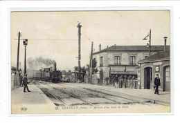 CPA DPT 94 - 22. GENTILLY - ARRIVEE D'UN TRAIN DE PARIS - Gentilly