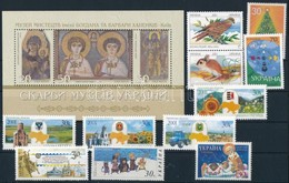 ** 2001 23 Bélyeg, 7 Pár, 1 Blokk Az évfolyamból (sorokkal) 3 Stecklapon ,
23 Stamp, 6 Pairs And 1 Block - Andere & Zonder Classificatie