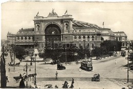 * T2/T3 1929 Budapest VII. Keleti Pályaudvar, Villamosok, Automobilok (képeslapfüzetből / From Postcard Booklet) - Non Classificati