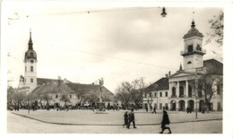 T2 Zombor, Sombor; Szentháromság Tér, Városháza, Plébánia Templom - Non Classés