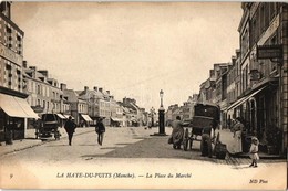 ** T1/T2 La Haye-du-Puits, La Place Du Marché / Market Square, Shop Of Faudemer, Hotel Champagne Robert - Non Classés