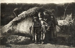 ** T2 Cigányputri / Zigeuner Hütte / Gypsy Hovel, Hut, Children, Folklore - Unclassified