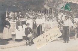 VETHEUIL  - Rue Du Moutier - Groupe De Personnes ( Carte Photo ) - Tambour Et Cheval - Vetheuil