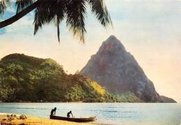 PIE-Arg-18-6838 : ESCALE A SAINTE-LUCIE. LE PETIT PITON. - St. Lucia