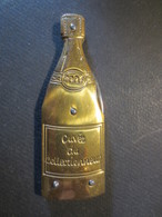 Original Couteau Pliant En Forme De Bouteille De Champagne  - Marque Coccinelle - TBE - - Couteaux