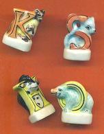 Lot De 4 Feves Porcelaine Sur Les Animaux De L'alphabet - Animales