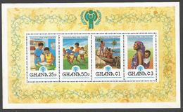 Ghana 1979 International Year Of The Child IYC Michel Block 81A Mint - Ghana (1957-...)