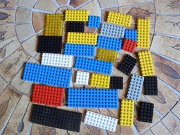 LEGO 28 Plaques De Construction Différents Formats - Lego System