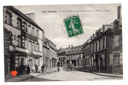 00638-LE-22-Loudéac-La Rue Cadelac Et La Rue Moncontour-L' Hôtel De France --------animée-attelage-commerces - Loudéac