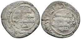 TAIFA DE ALMERIA. Al-Mu`tasim Bi-Allah (Banu Sumadih). Dirham. 443-484H. Al-Mariya (Almeria). V-1046; Prieto 359. Ar. 3, - Islamische Münzen