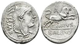 L. THORIUS BALBUS. Denario. 105 A.C. Roma. A/ Busto De Juno Sospita A Derecha, Cubierta Con Piel De Cabra, Detrás I·S·M· - República (-280 / -27)