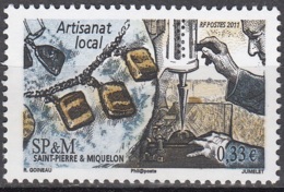 Saint-Pierre & Miquelon 2011 Yvert 1006 Neuf ** Cote (2015) 1.20 Euro Artisanat Local Colliers - Unused Stamps