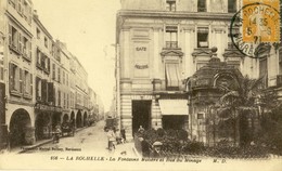 La Rochelle .  La Fontaine Molière Et Rue Du Minage .  BELLE CARTE . - La Rochelle
