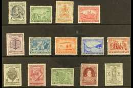 1933 "Gilbert" Definitive Set, SG 236/49, Fine Mint (14 Stamps) For More Images, Please Visit Http://www.sandafayre.com/ - Sonstige & Ohne Zuordnung