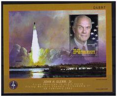 MICRONESIA SHEET SPACE COSMONAUTS ASTRONAUTES JOHN GLENN ESPACE ESPACIO - Etats-Unis