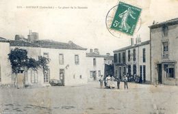44 - Boussay - Place De La Bascule - Boussay