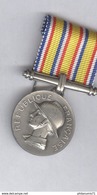 Médaille D'Honneur Des Pompiers - Poinçons 1 - Lot 2 - Feuerwehr