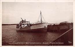 Royan       17     Arrivée Du Bac  Le Cordouan De La Pointe De Grave        (voir Scan) - Royan