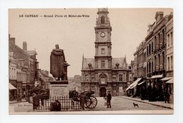 - CPA LE CATEAU (59) - Grand Place Et Hôtel-de-Ville (avec Personnages) - Edition Brunelet - - Le Cateau