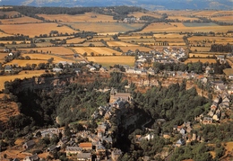 Bozouls - Vue D'ensemble Avec Le Trou Profond De 105 M - Bozouls