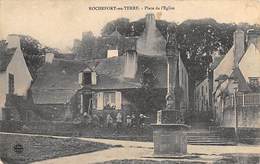 Rochefort En Terre          56     Place De L'Eglise           (voir Scan) - Rochefort En Terre