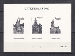 CATEDRALES 2010: PLASENCIA (CACERES), SEGOVIA Y BILBAO, IMPRESIÓN CALCOGRÁFICA - Proofs & Reprints