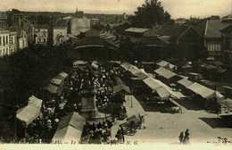 77...SEINE ET MARNE...FONTAINEBLEAU....LE MARCHE AUX CARPES - Fontainebleau