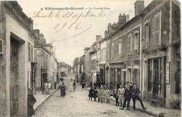 89 VILLENEUVE-LA-GUYARD - La Grande Rue - Très Animée, Commerces - Villeneuve-la-Guyard