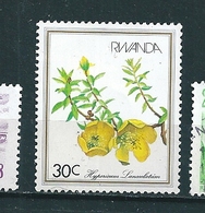 N°  1048 Fleur 30 C Timbre 	Rwanda  Oblitéré 1982 - Usados