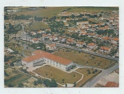 Mauzé-sur-le-Mignon (79) : Vue Aérienne Générale Au Niveau De La Maison De Retraite  Env 1983 GF. - Mauze Sur Le Mignon