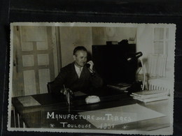 31 Toulouse 1957 - Manufacture Des Tabacs - Photo 11*17cm - Reportages Photographiques Emile Godefroy - Berufe