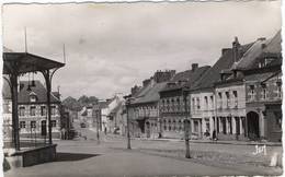 SOLRE LE CHATEAU - La Grand'rue - Kiosque - Solre Le Chateau