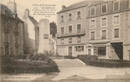 SAINT SERVAN LE MONUMENT AUX MORTS  ET LE SERVICE DES EAUX - Saint Servan