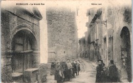 13 - PEYROLLES --  La Grande Rue - Peyrolles