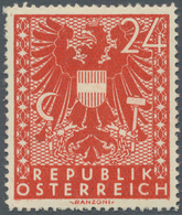 Österreich: 1945, Freimarken "Wappen, 24 Pfg. Als Probedruck In Rotbraun Und In Linienzähnung, Auf G - Other & Unclassified