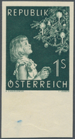 Österreich: 1953. Weihnachten "Mädchen Vor Christbaum", Als Postfrisches, UNGEZÄHNTES Unterrandstück - Sonstige & Ohne Zuordnung