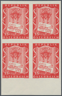 Österreich: 1956. Tag Der Briefmarke, Mit Der Abart "Ungezähnt" Im Postfrischen Unterrand-4er-Block. - Sonstige & Ohne Zuordnung