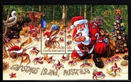 Christmas Island 2014 MNH  Souvenir Sheet Of 2 Santa, Crabs Decorating For Christmas - Christmas Island