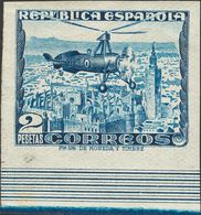 *689s. 1935. 2 Pts Azul, Borde De Hoja. SIN DENTAR. MAGNIFICO. Edifil 2019: 310 Euros - Other & Unclassified